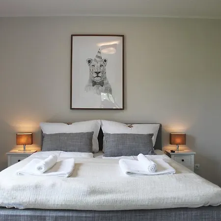 Hotel Racer's Retreat *